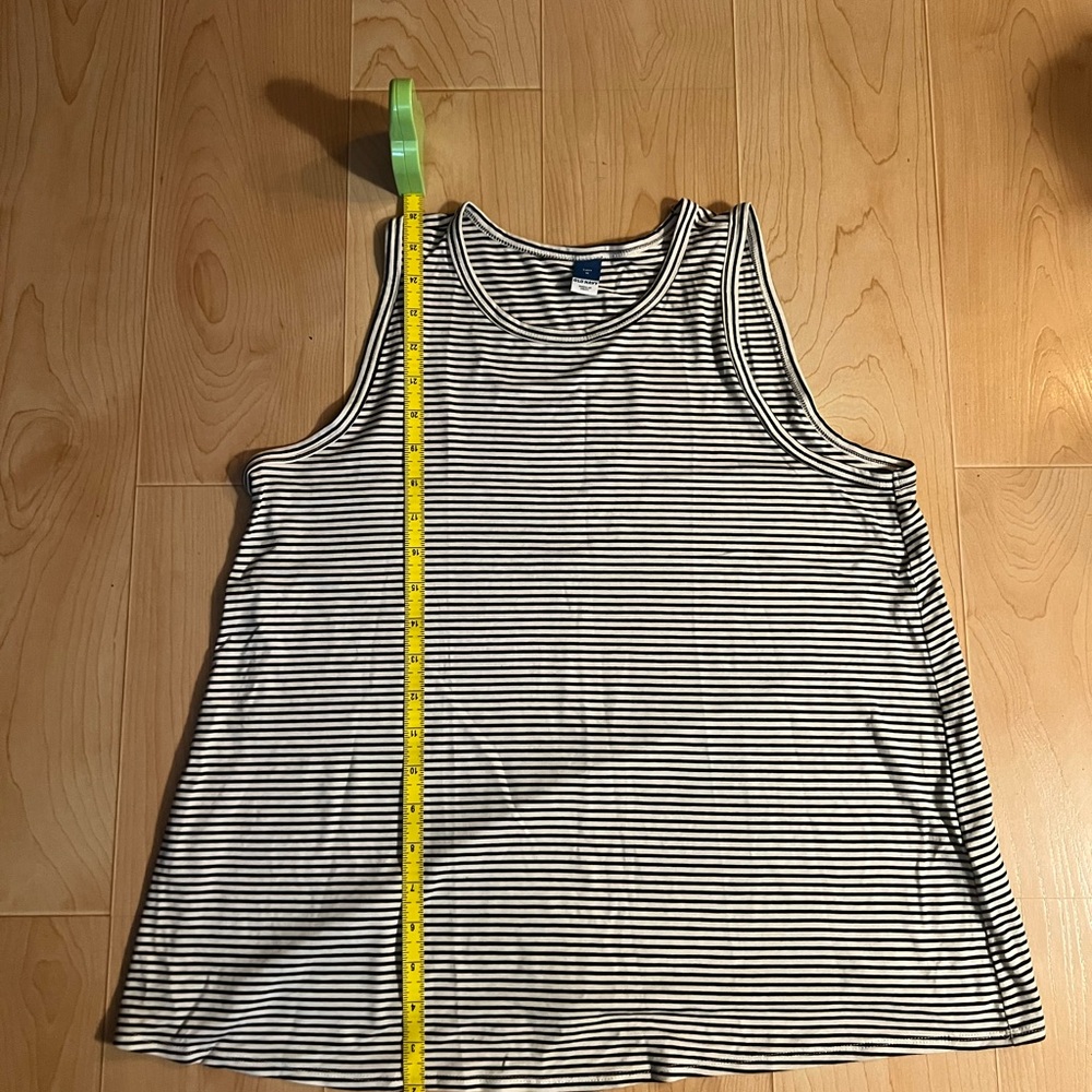 Old Navy tank